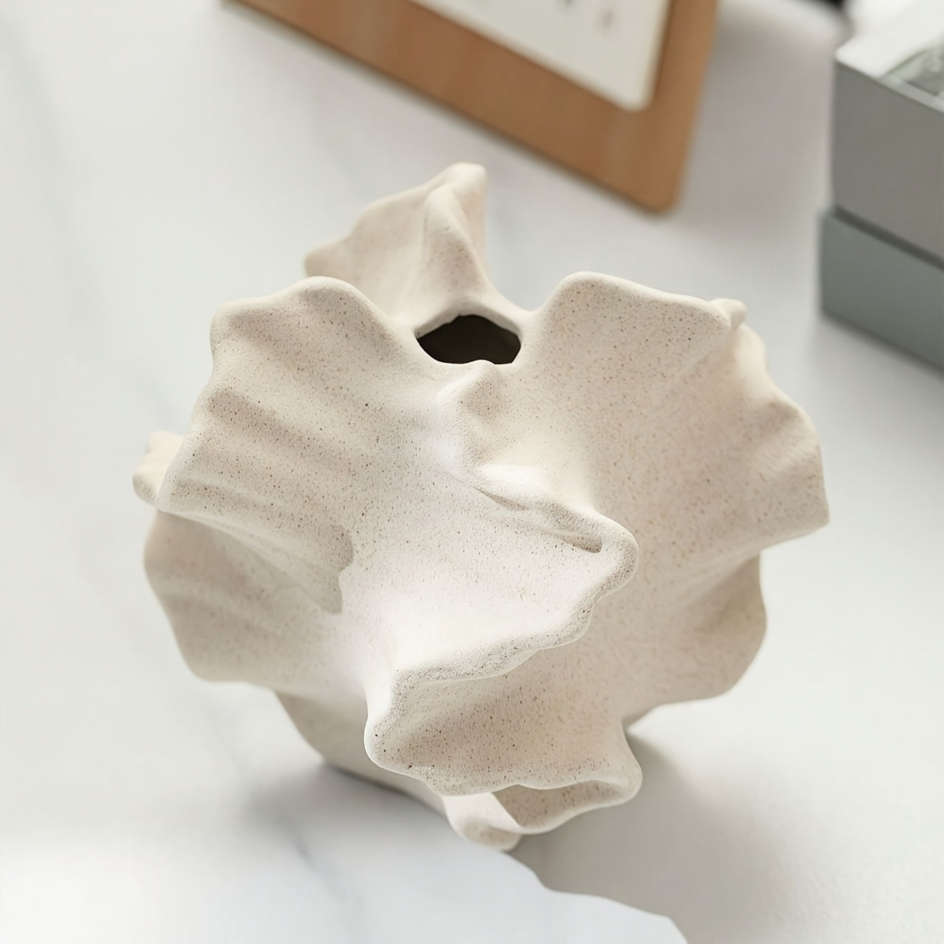 Artistic Porcelain Vase - Modern Irregular Shaped Ceramic Flower Vase
