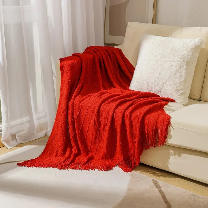 Nordic Knitted Throw Blanket - Soft Shawl for Sofa & Bed
