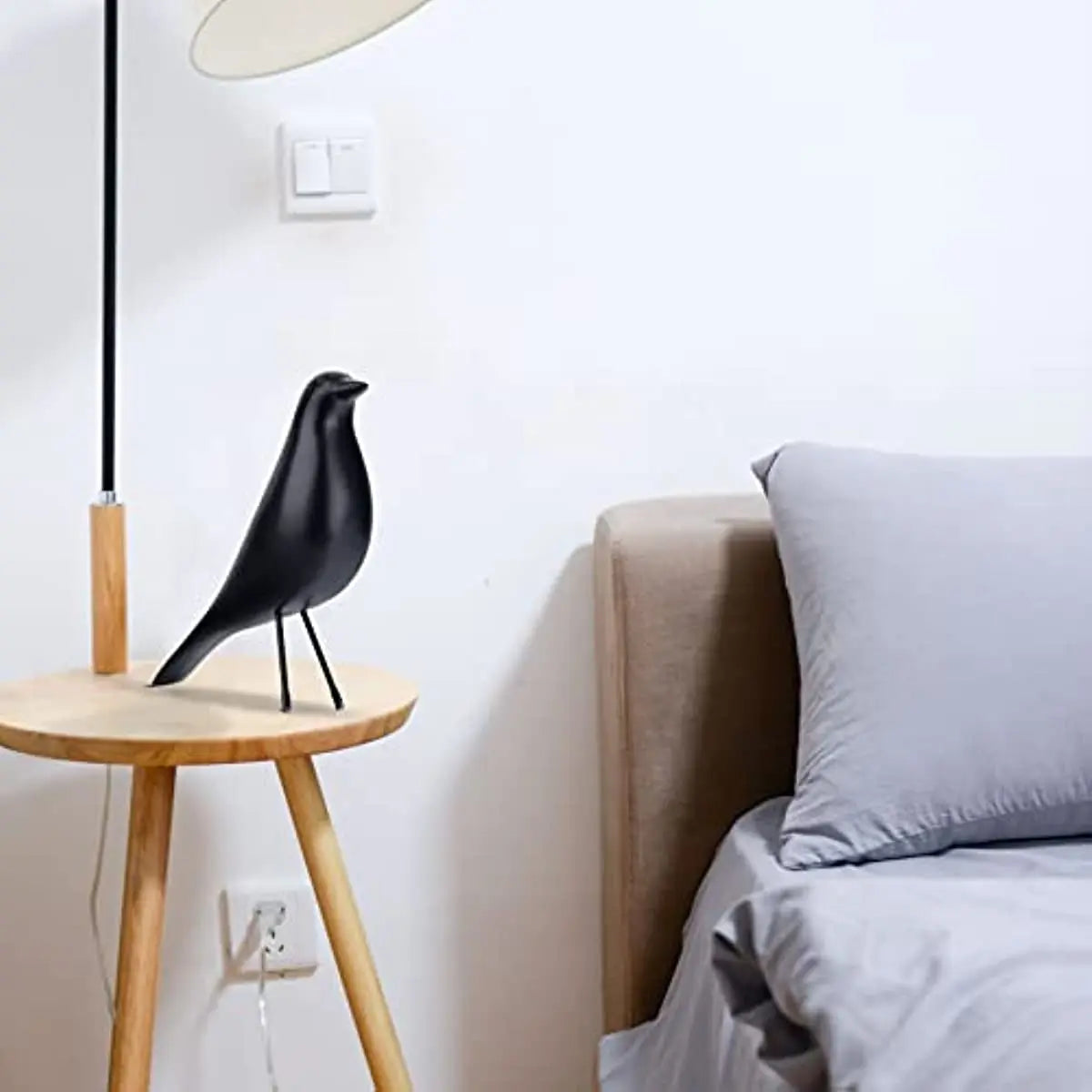 Black Bird Figurine - Modern Minimalist Resin Bird Sculpture for Home Decor