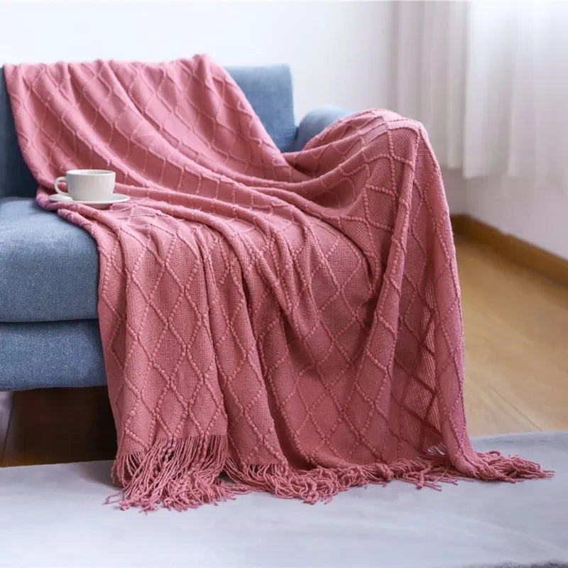 Nordic Knitted Throw Blanket - Soft Shawl for Sofa & Bed