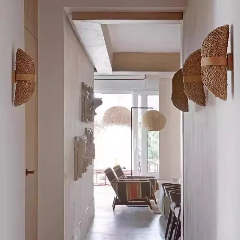 Vintage Rattan Wall Lamp - Woven Wall Sconce for Living Room & Bedroom