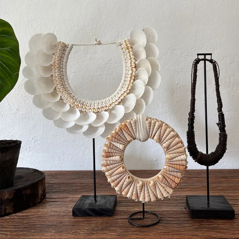 Natural Seashell Décor - Handcrafted Coastal Display for Entryway & Living Room