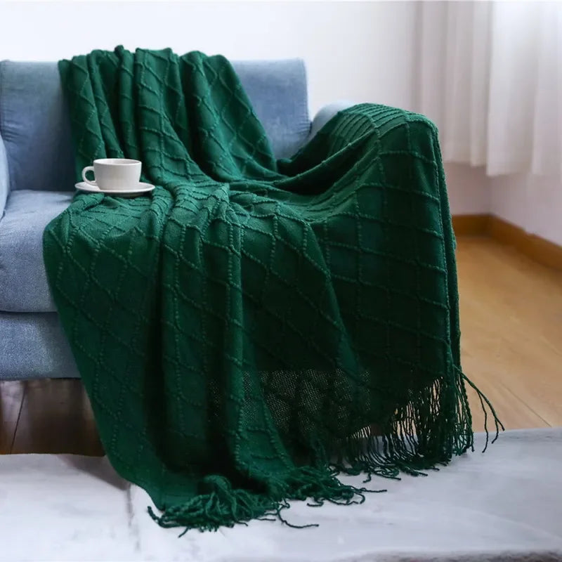 Nordic Knitted Throw Blanket - Soft Shawl for Sofa & Bed